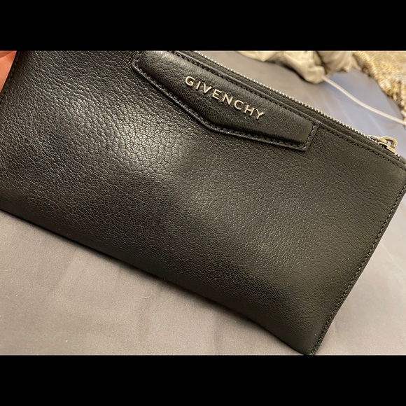 givenchy antigona wallet